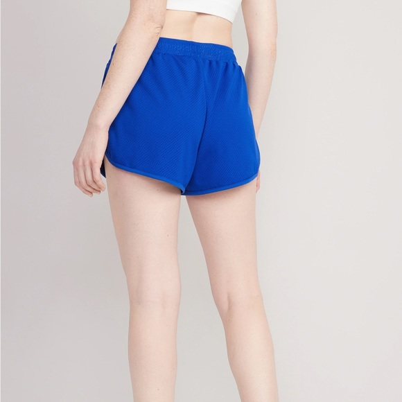 NWT OLD NAVY Mid-Rise StretchTech Dolphin-Hem Run Shorts3-inch inseam  MEDUIM - Picture 4 of 8